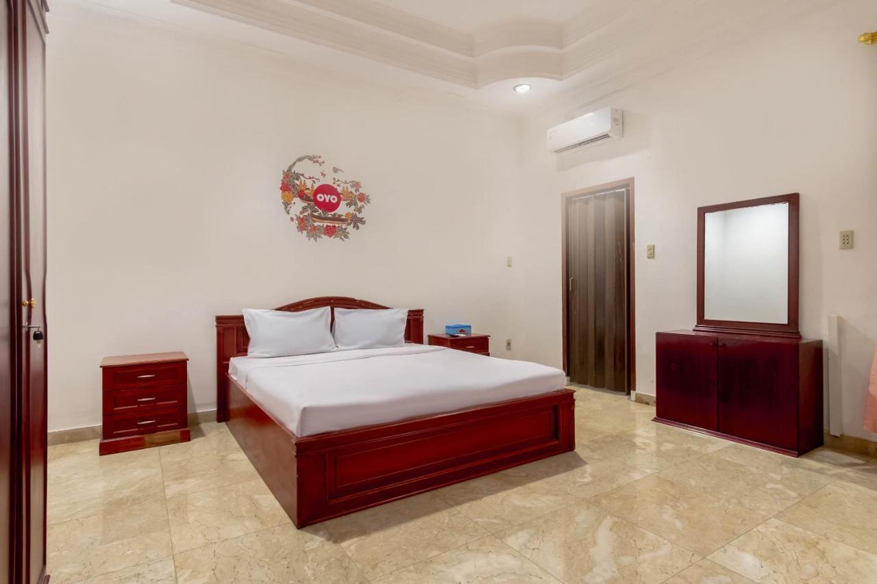 棉兰 Oyo Living 2843 Raz House Syariah酒店 外观 照片